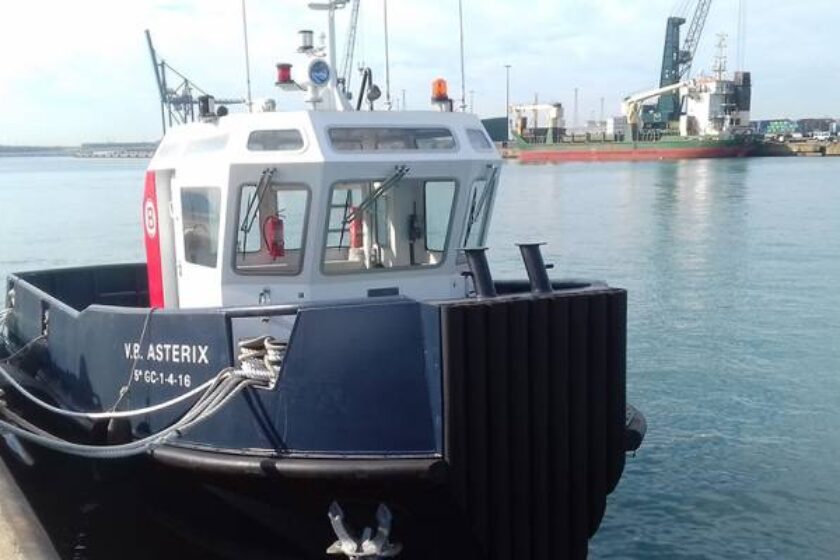 Harbour Tug, versatile tugboats for port use